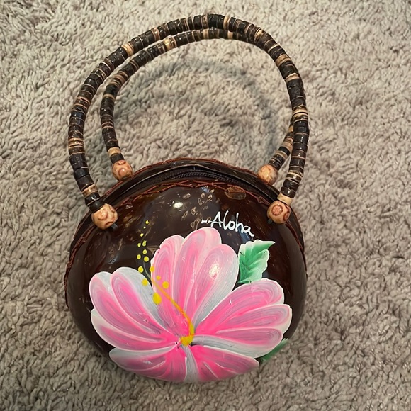 Coconut purse - Picture 1 of 6